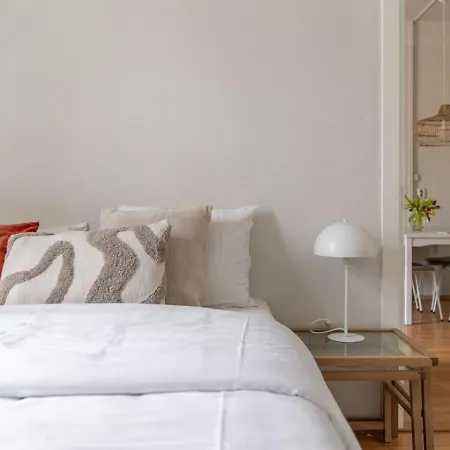 Apartamento One-bedroom With A Serene Courtyard *