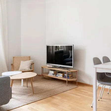 Lejlighed One-bedroom With A Serene Courtyard