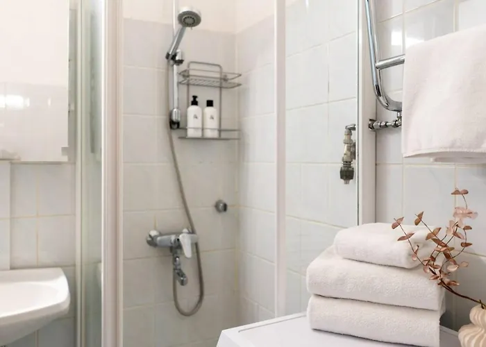 One-bedroom With A Serene Courtyard * Helsinki